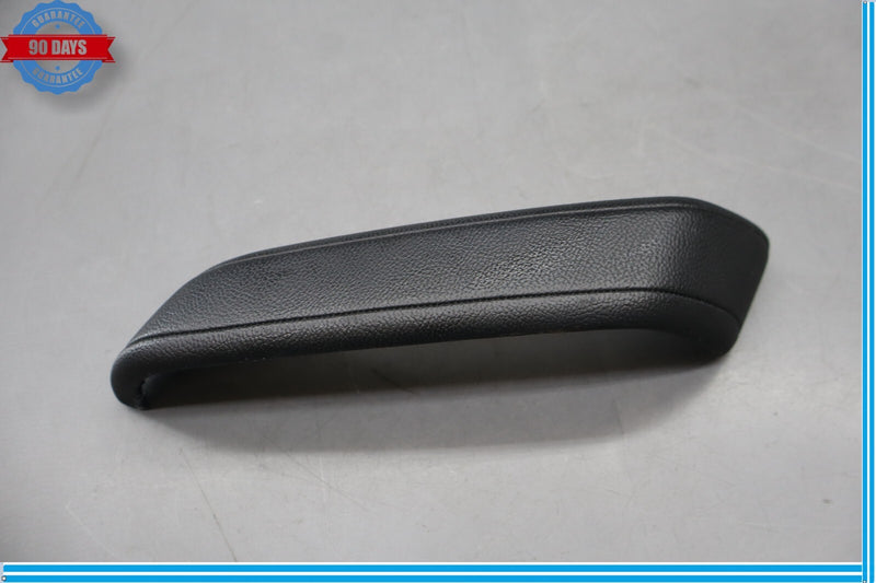 Load image into Gallery viewer, 14-17 Maserati Ghibli Front Right Passenger Side Interior Door Handle Trim Oem
