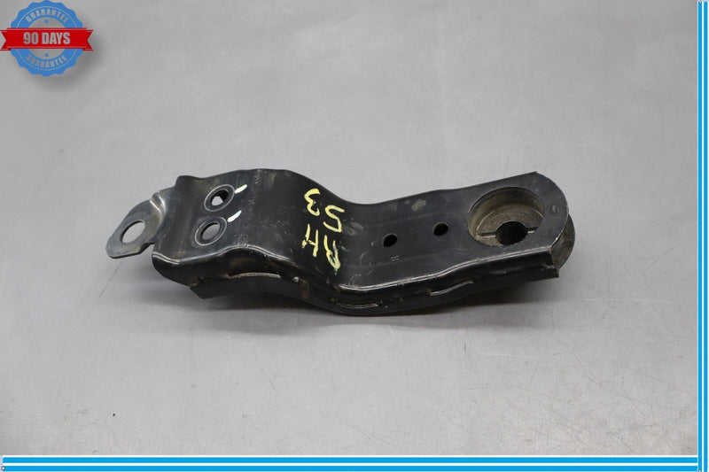 Load image into Gallery viewer, 15-20 Hyundai Genesis G80 Front Right Side Subframe Support Bracket Oem
