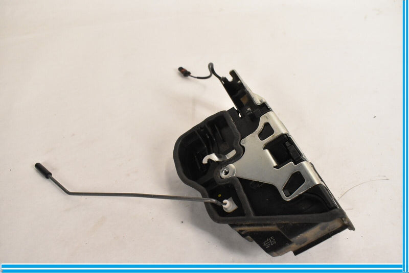 Load image into Gallery viewer, 09-16 BMW F10 F01 F02 750i REAR LEFT DRIVER AUTO SOFT CLOSE DOOR LOCK ACTUATOR
