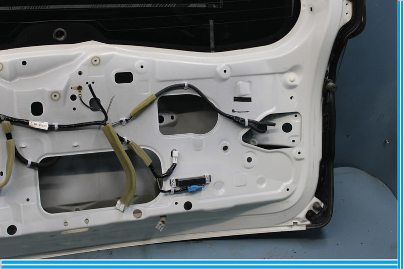 Load image into Gallery viewer, 11-17 Infiniti QX56 QX80 Rear Liftgate Trunk Lid Hatch White (QAB) Oem
