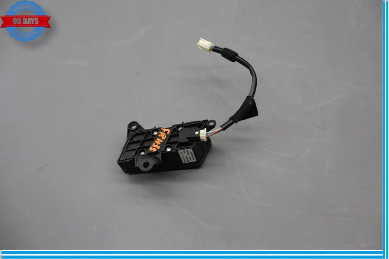 Load image into Gallery viewer, 07-14 Mercedes W216 CL550 S550 S63 AMG Right Side Door Lock Control Switch Oem
