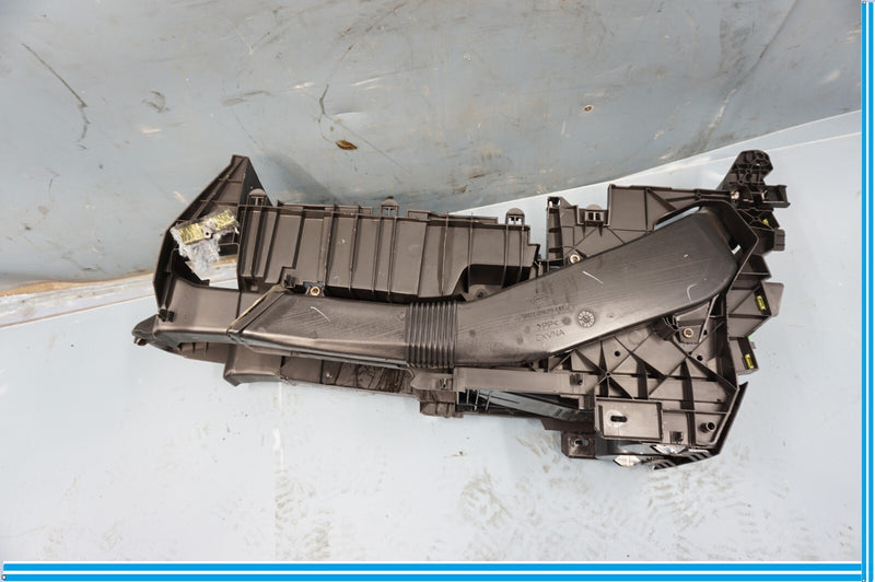 Load image into Gallery viewer, 10-13 Land Rover Range Rover Sport Center Console Base Air Duct Oem
