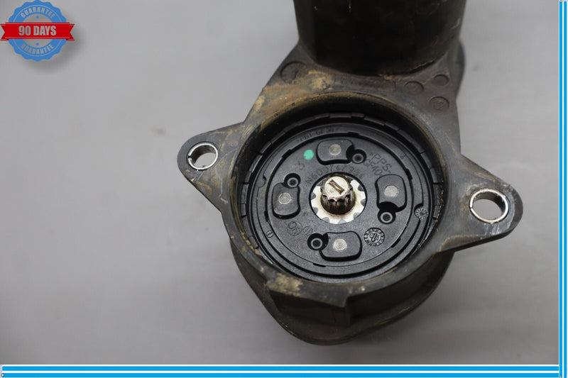 Load image into Gallery viewer, 11-16 BMW 535i xDrive Right Passenger Side Parking Brake Actuator Motor Oem
