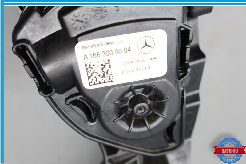 Load image into Gallery viewer, 12-19 Mercedes GL450 GL550 X166 Gas Throttle Pedal Accelerator Oem
