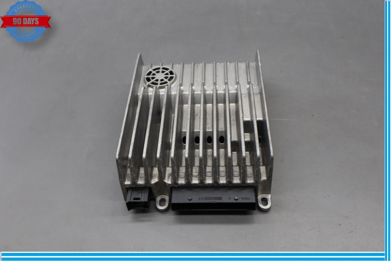 Load image into Gallery viewer, 08-18 Mercedes C300 CLS550 E350 E550 Amplifier Amp Harman/Becker 2469008213 Oem

