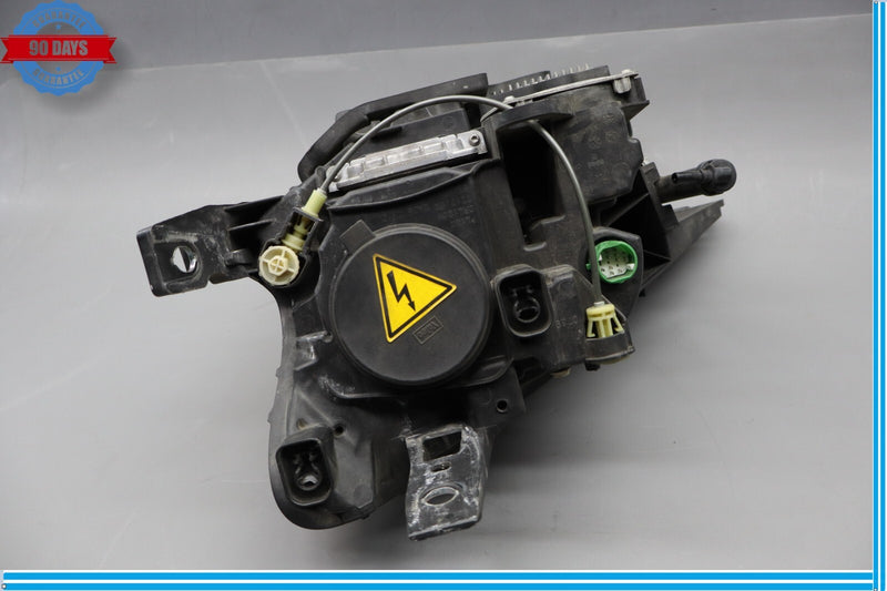 Load image into Gallery viewer, 14-17 Maserati Quattroporte M156 Front Right Side Head Light Lamp Oem
