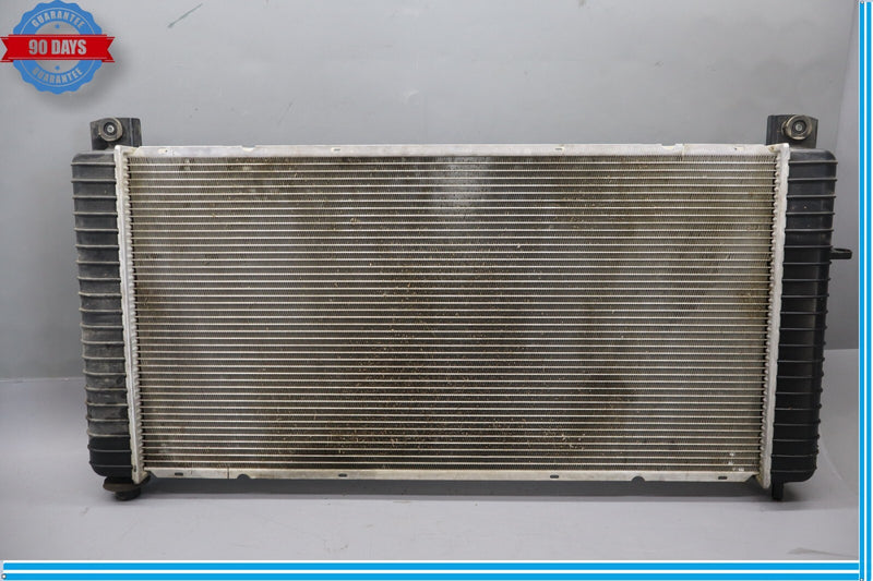 Load image into Gallery viewer, 03-04 HUMMER H2 Front Engine Aluminum Radiator Panel Assembly 22840116 Oem
