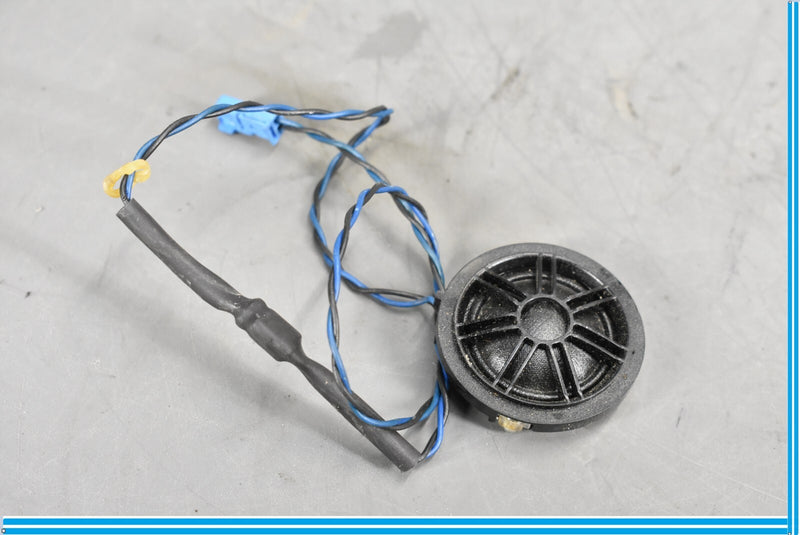 Load image into Gallery viewer, 12-18 BMW 320i 328i F30 Front Left Or Right Side Door Hifi Speaker Tweeter Oem
